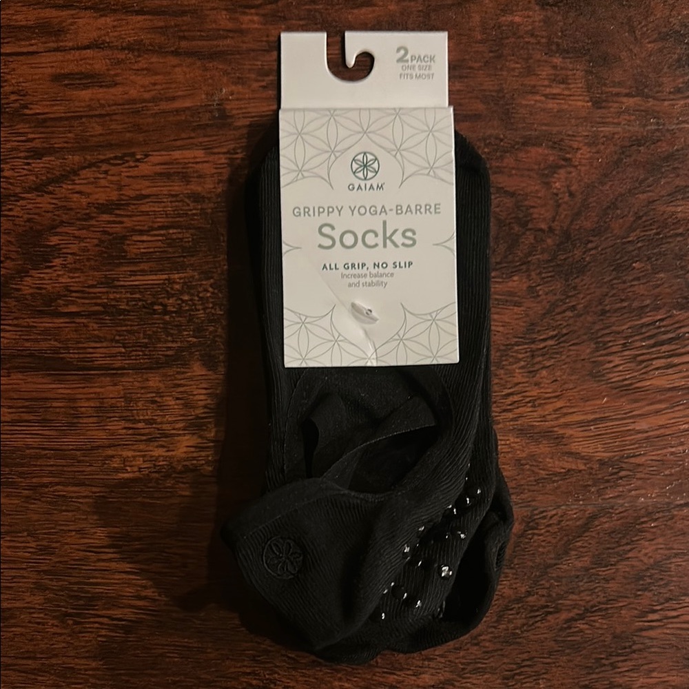 NWT Gaiam Black Grippy Yoga-Barre Socks (2 Pack)